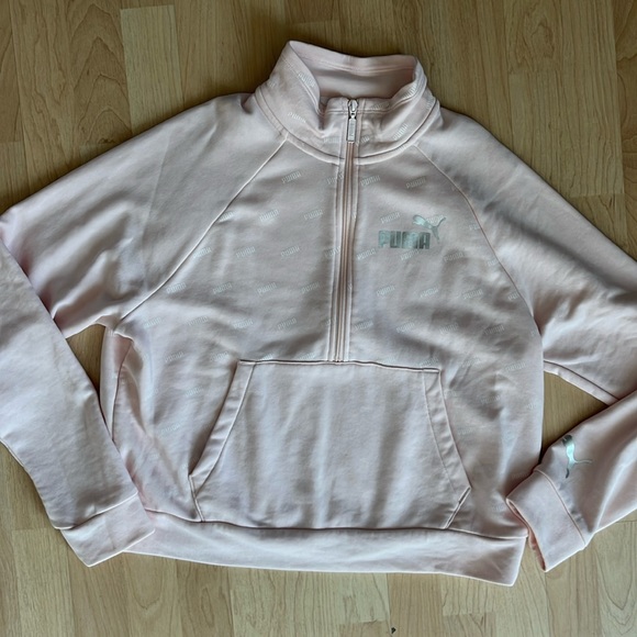 Puma half zip pull over sweatshirt. Women’s size large in powder pink. - Picture 4 of 7